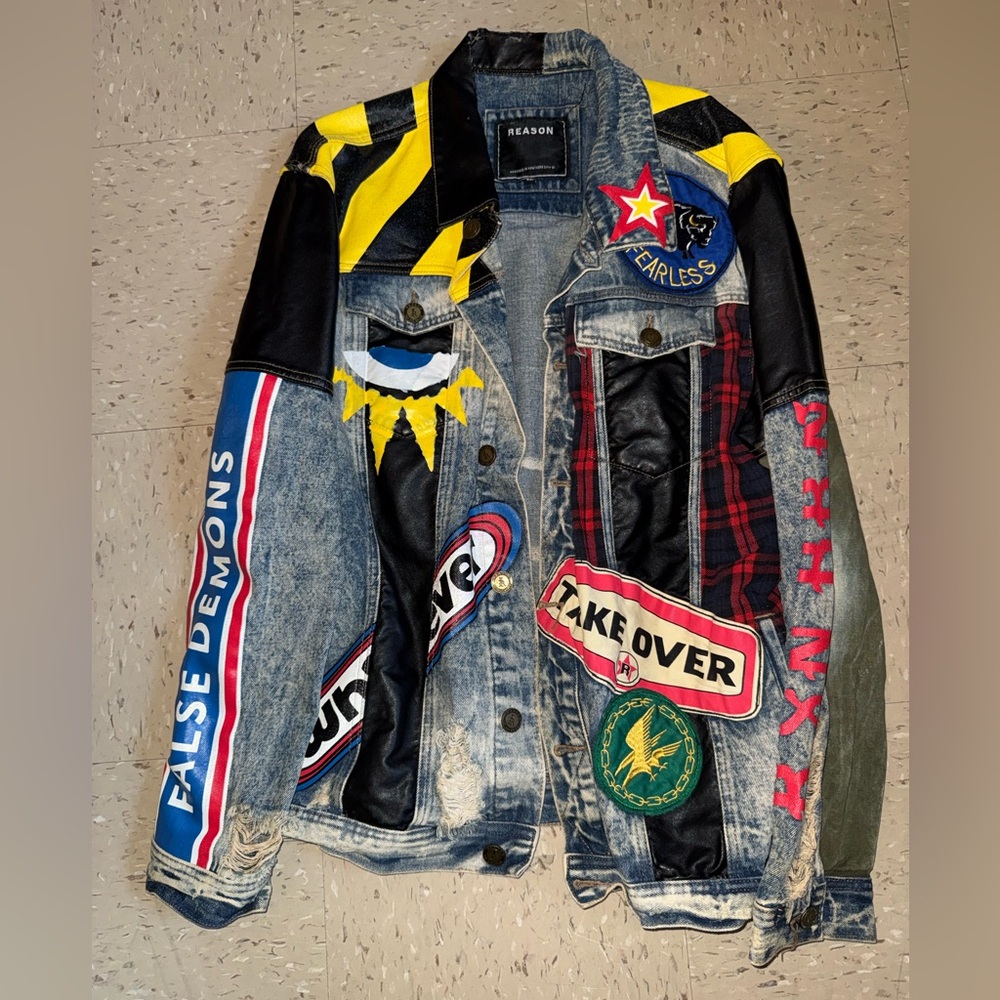 Reason Men's Bold Patchwork Denim Jacket NEW Condition SIZE XXL Heavy material